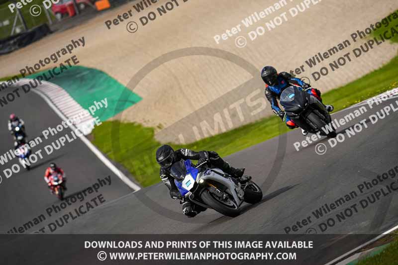 donington no limits trackday;donington park photographs;donington trackday photographs;no limits trackdays;peter wileman photography;trackday digital images;trackday photos